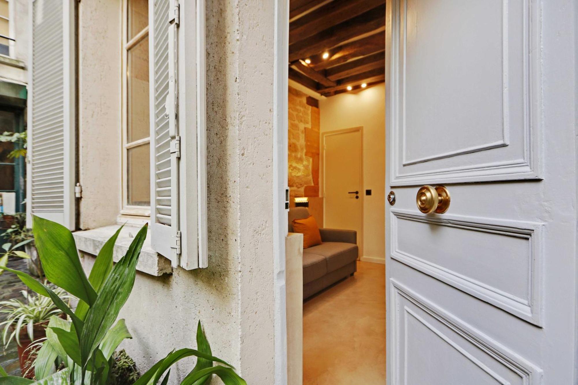 Apartment Authentic - 1br-4p - Le Marais